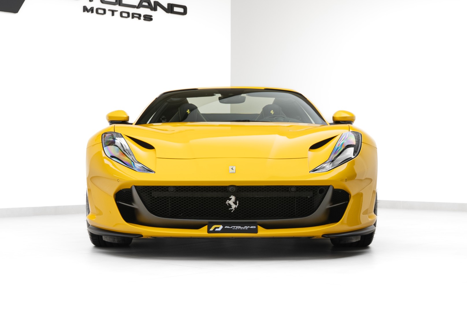 2023 FERRARI 812 GTS GCC